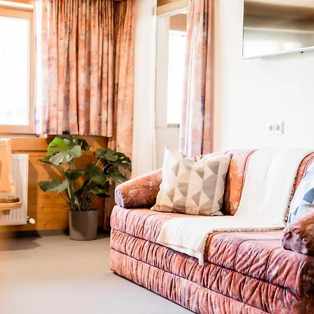 盖斯勒乡村酒店 *